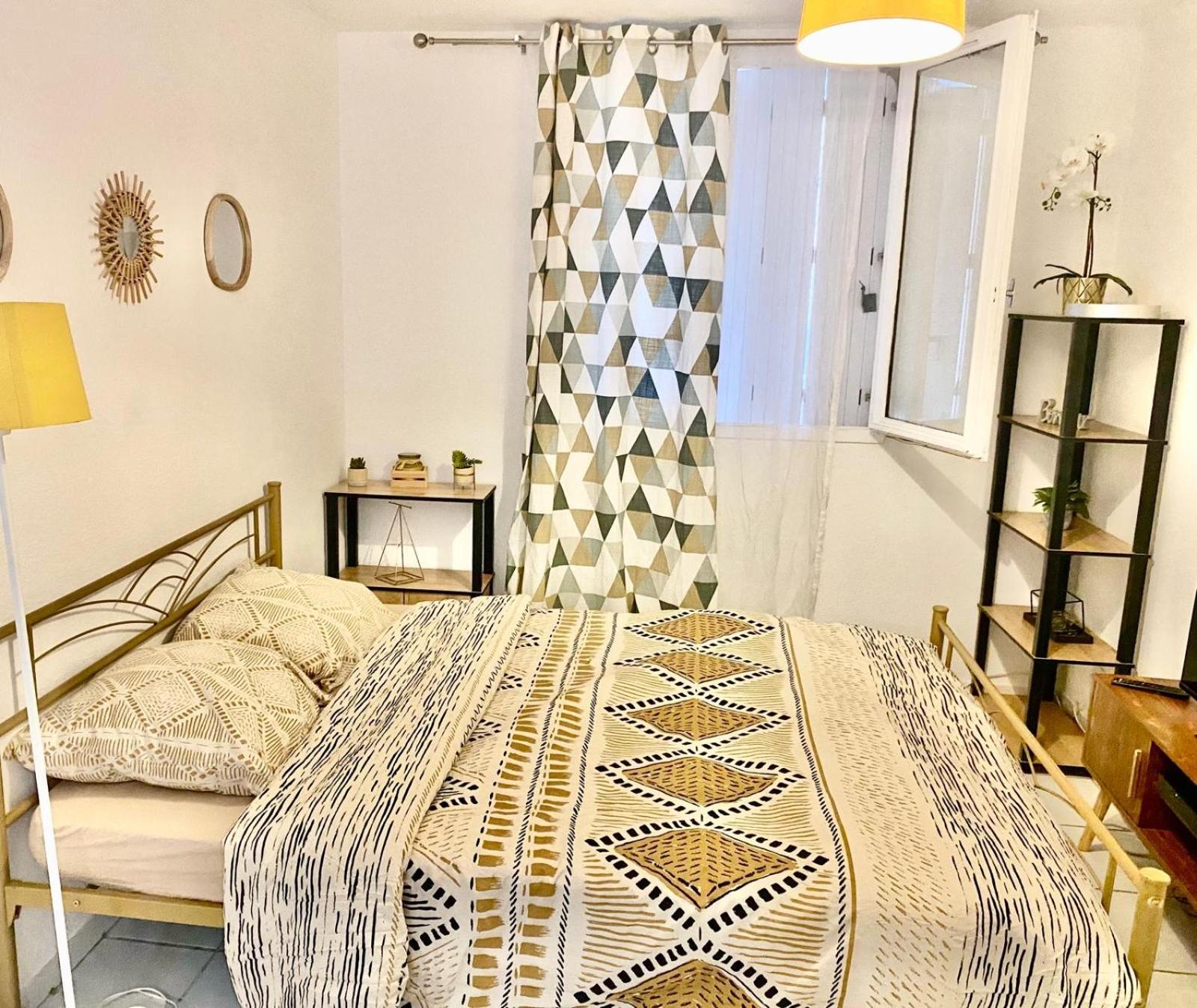 Studio A 5 Mn A Pied De La Gare Saint-Roch Монпелие Екстериор снимка